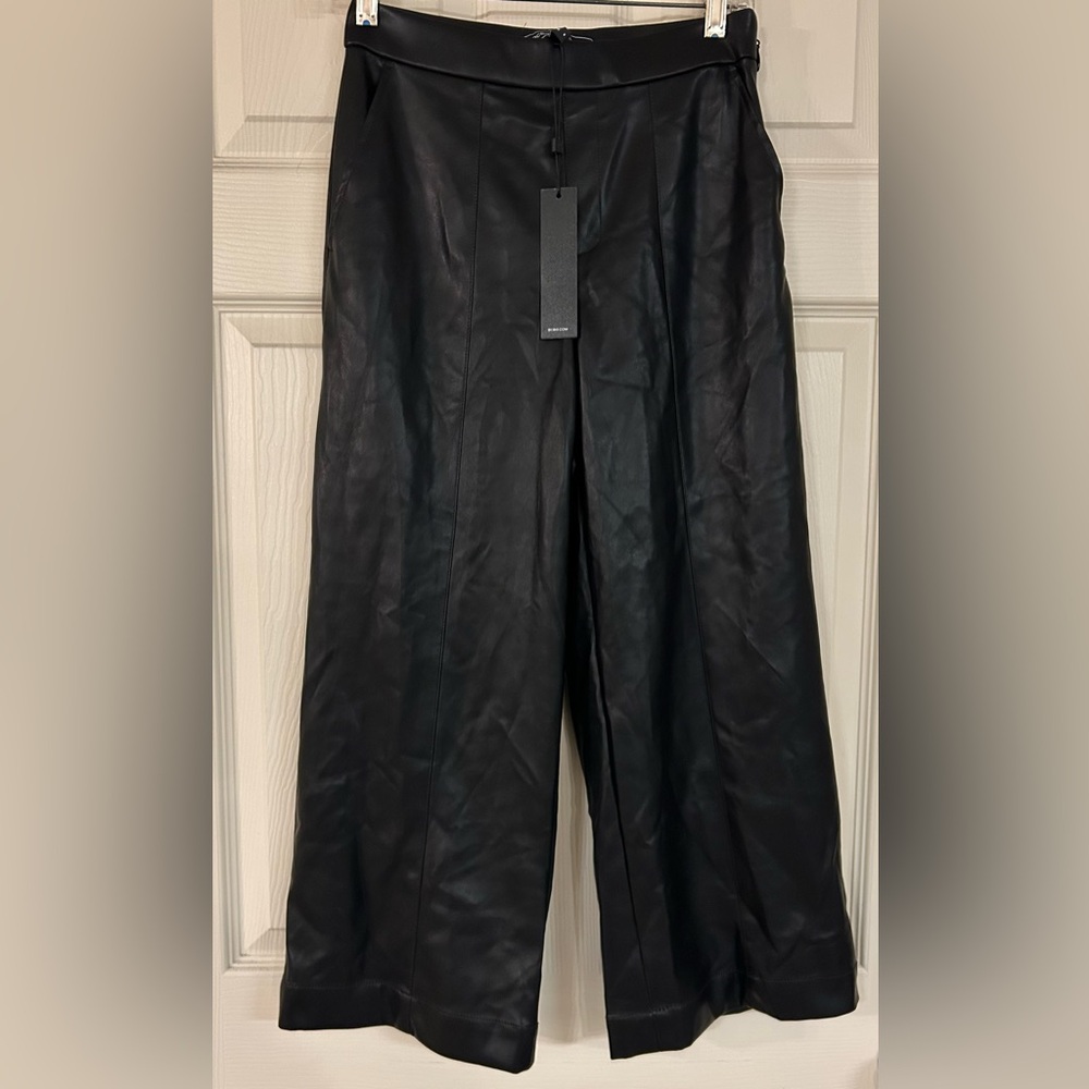 NWT BCBG MaxAzria Cropped Faux Leather Pants Size 0